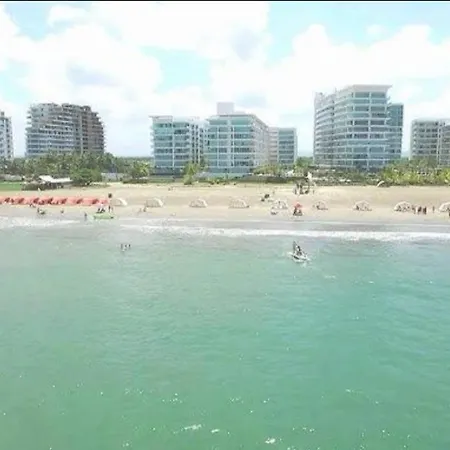 Apartamento Exclusivo Edificio Con Piscina En Primera Linea De Playa *